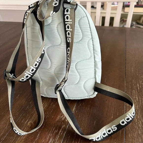 Adidas small backpack - Picture 2 of 12